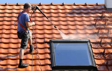 roof cleaning Clyro, Powys